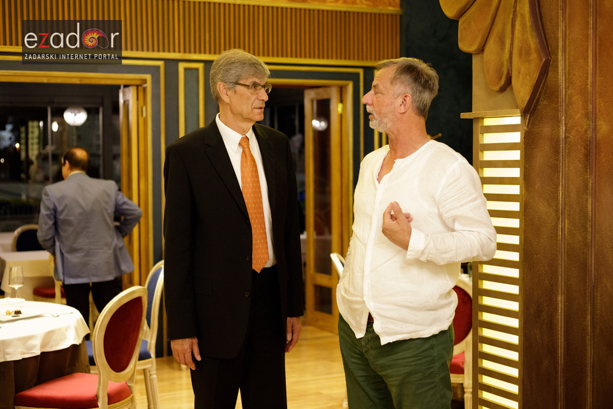 Otvoren potpuno preuređen Restoran Kornat