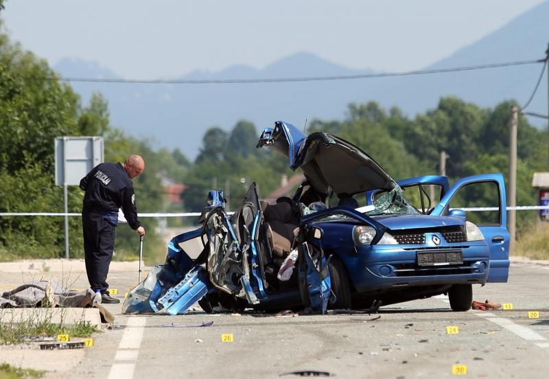 Stravična prometna nesreća u Ličkom Cerju na državnoj cesti D50