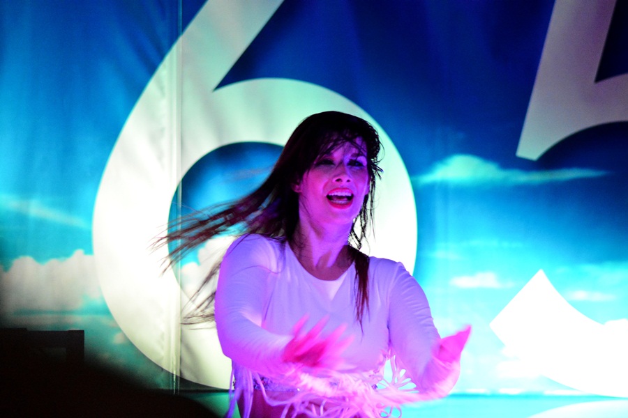 Vir : Colonia rasplesala tisuće posjetitelja na Viru ; foto Iva Perinčić Vir : Colonia rasplesala tisuće posjetitelja na Viru ; foto Iva Perinčić