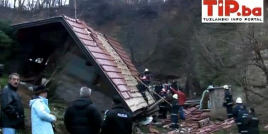 Tuzla-klizište (  YouTube / TIP.ba)