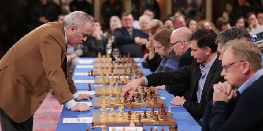 27.12.2015., Zagreb -?Proslavljeni?ruski sahovski velemajstor, bivsi svjetski prvak?52-godisnji?Gari Kasparov?odigrao simultanku?u hotelu Westin. Dragan Primorac. Photo:?Tomislav Miletic/PIXSELL