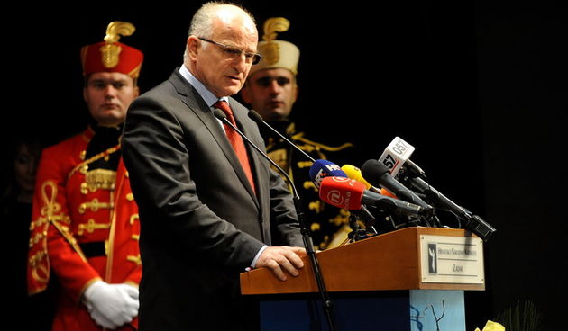 Zadar, 220113
Obiljezavanje 20 godina VRA Maslenica. Proslavu akcije Maslenica u Zadru je pratio kompletan drzavni vrh: predsjednik Josipovic, premijer Milanovic, predsjednik Sabora Leko i ministri. Prisutan je bio i general Ante Gotovina. Jutros su poloz