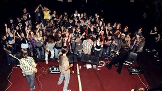 Opća Opasnost i Zoran Mišić u Arsenalu Opća Opasnost i Zoran Mišić u Arsenalu