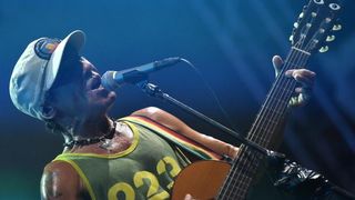 Manu Chao, jedan od najomiljenijih bendova na ovim prostorima, odrzali su veceras koncert na zadarskom Jazine Open Airu. Photo: Dino Stanin/PIXSELL Manu Chao, jedan od najomiljenijih bendova na ovim prostorima, odrzali su veceras koncert na zadarskom Jazine Open Airu. Photo: Dino Stanin/PIXSELL