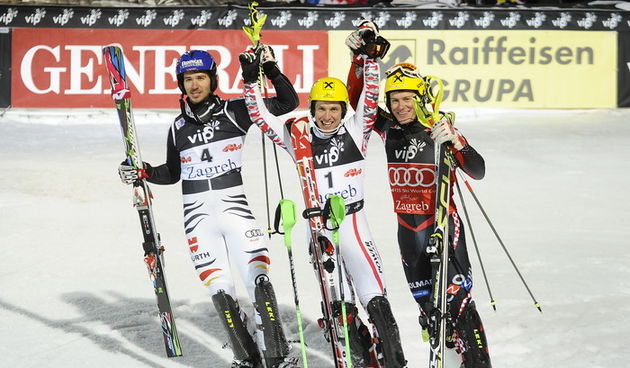 Zagreb, 050112.
Sljeme – Vip Snow Queen Trophy 2012.
Slalomska utrka FIS Svjetskog kupa na Sljemenu za muskarce.
Na slici: drugoplasirani  Njemac Neureuther Felix, prvoplasirani Austrijanac Marcel Hirscher i treceplasirani Ivica Kostelic. 
Foto: Damir Kra