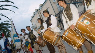Biograd: Mazoretkinje, gradska glazba i srednjovjekovni biogradski kostimi