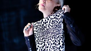 “Ana i Ona” naziv je predstave čijom je premijerom sinoć u zadarskom Kazalištu lutaka započela umjetnička revija pod nazivom “Nosi se Teatro Verrdi”.