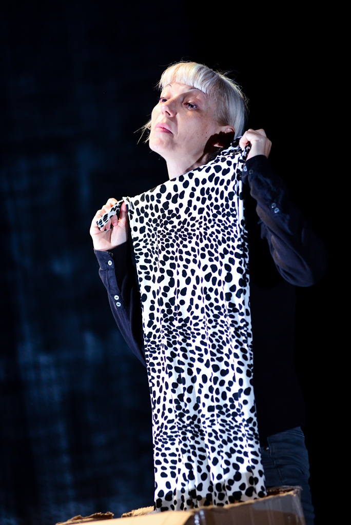 “Ana i Ona” naziv je predstave čijom je premijerom sinoć u zadarskom Kazalištu lutaka započela umjetnička revija pod nazivom “Nosi se Teatro Verrdi”.