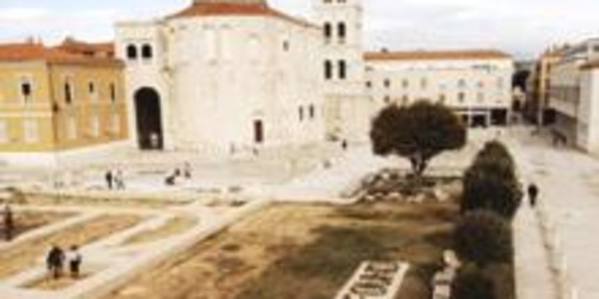 Darko Fritz instalacija (foto: Culturenet.hr) Darko Fritz instalacija (foto: Culturenet.hr)