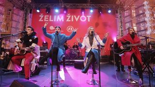 Na zagrebačkom Trgu bana Josipa Jelačića održan je jubilarni 10. humanitarni koncert Želim život za zakladu Ana Rukavina. Photo:Tomislav Miletić/PIXSELL Na zagrebačkom Trgu bana Josipa Jelačića održan je jubilarni 10. humanitarni koncert Želim život za zakladu Ana Rukavina. Photo:Tomislav Miletić/PIXSELL