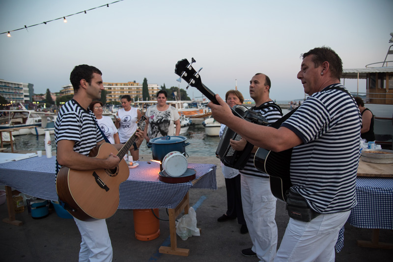 Dvadeset tisuća posjetitelja na Biogradskoj noći, foto: Vinko Pešić Dvadeset tisuća posjetitelja na Biogradskoj noći, foto: Vinko Pešić