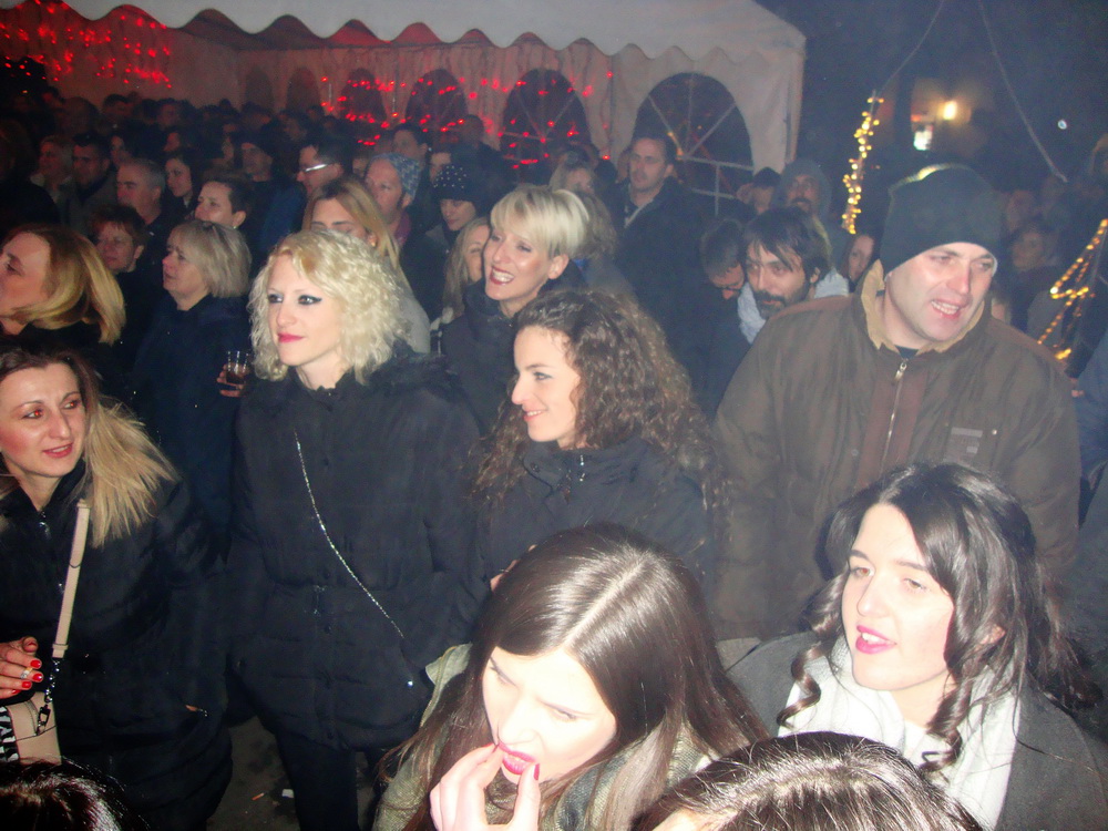 Legendarni Željko Bebek uveo Biograd u 2017. godinu