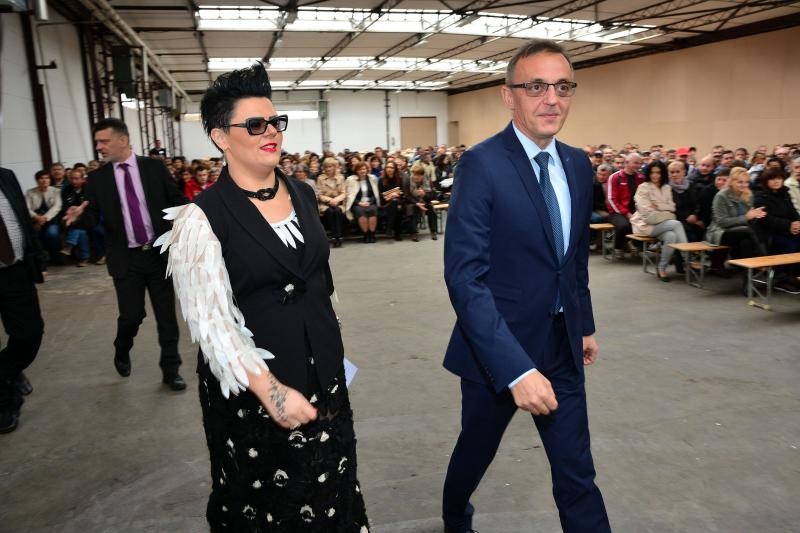 Ministar Jakovina u pogon pustio postrojenje na biomasu za potrebe drvne industrije Ministar Jakovina u pogon pustio postrojenje na biomasu za potrebe drvne industrije