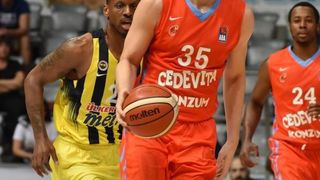 ZDBT 2016: KK Cedevita – Fenerbahce 77-88. Photo: Hrvoje Jelavić/PIXSELL ZDBT 2016: KK Cedevita – Fenerbahce 77-88. Photo: Hrvoje Jelavić/PIXSELL