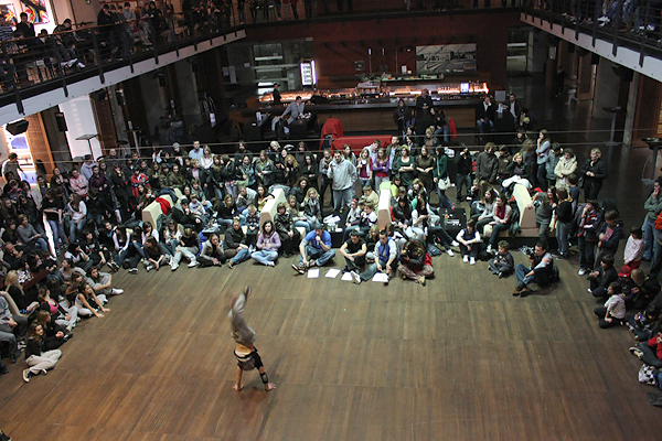 Image 1038895 (auto)