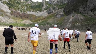 Utakmica na dnu jezera