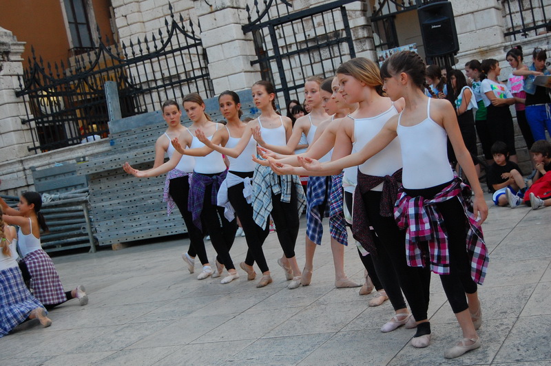 Narodni trg: Dan plesa radija 057, foto: Tea Balog Narodni trg: Dan plesa radija 057, foto: Tea Balog