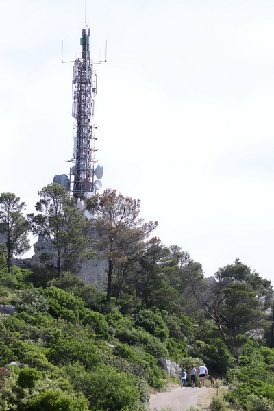 Gospodar OTOKA – uspon na Sv. Mihovil
(nedjelja, 29. svibnja 2016. godine)
Start: 09:30 h, u centru Preka (Park Vrulja)
Cilj: tvr Gospodar OTOKA – uspon na Sv. Mihovil
(nedjelja, 29. svibnja 2016. godine)
Start: 09:30 h, u centru Preka (Park Vrulja)
Cilj: tvr