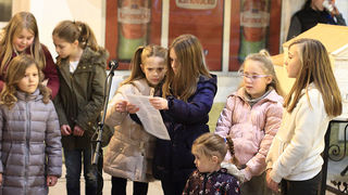 Bibinje: Božićni sajam na Trgu Franje Tuđmana Bibinje: Božićni sajam na Trgu Franje Tuđmana