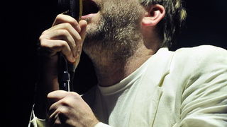 Zagreb, 220610.
Na Jarunu se od 21.-23.06. odrzava glazbeni spektakl T-Mobile INmusic festival na kojem ce nastupiti mnogobrojni izvodjaci kako iz zemlje tako i svijeta.
Danas se odrzao drugi dan.
Na fotografiji: LCD Soundsystem.
Foto: Boris Kovacev / CRO Zagreb, 220610.
Na Jarunu se od 21.-23.06. odrzava glazbeni spektakl T-Mobile INmusic festival na kojem ce nastupiti mnogobrojni izvodjaci kako iz zemlje tako i svijeta.
Danas se odrzao drugi dan.
Na fotografiji: LCD Soundsystem.
Foto: Boris Kovacev / CRO