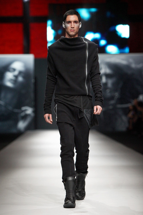 Jučer je završeno izdanje Cro A Porter-a @ LAUBA na kojem su svoje kolekcije predstavili: Ivona Martinko, Jelena Aleksić, Etna Maar, SPIRIT by T.B./ Tomislav Bahorić Jučer je završeno izdanje Cro A Porter-a @ LAUBA na kojem su svoje kolekcije predstavili: Ivona Martinko, Jelena Aleksić, Etna Maar, SPIRIT by T.B./ Tomislav Bahorić