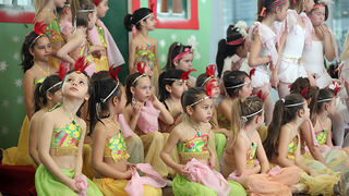 Plesna rapsodija Baletne udruge Pirueta (foto:Saša Čuka) Plesna rapsodija Baletne udruge Pirueta (foto:Saša Čuka)