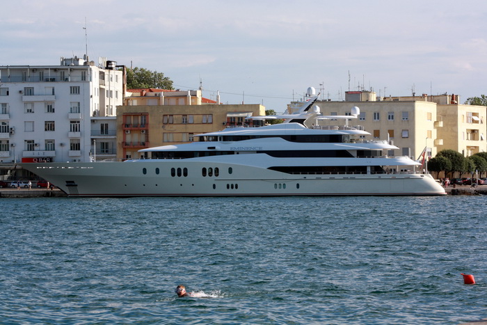 Superjahta “Eminence” u zadarskoj luci Superjahta “Eminence” u zadarskoj luci