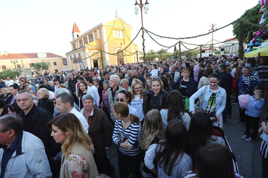 Svečanost proslave blagdana Gospe Loretske, foto-L. Banić Svečanost proslave blagdana Gospe Loretske, foto-L. Banić
