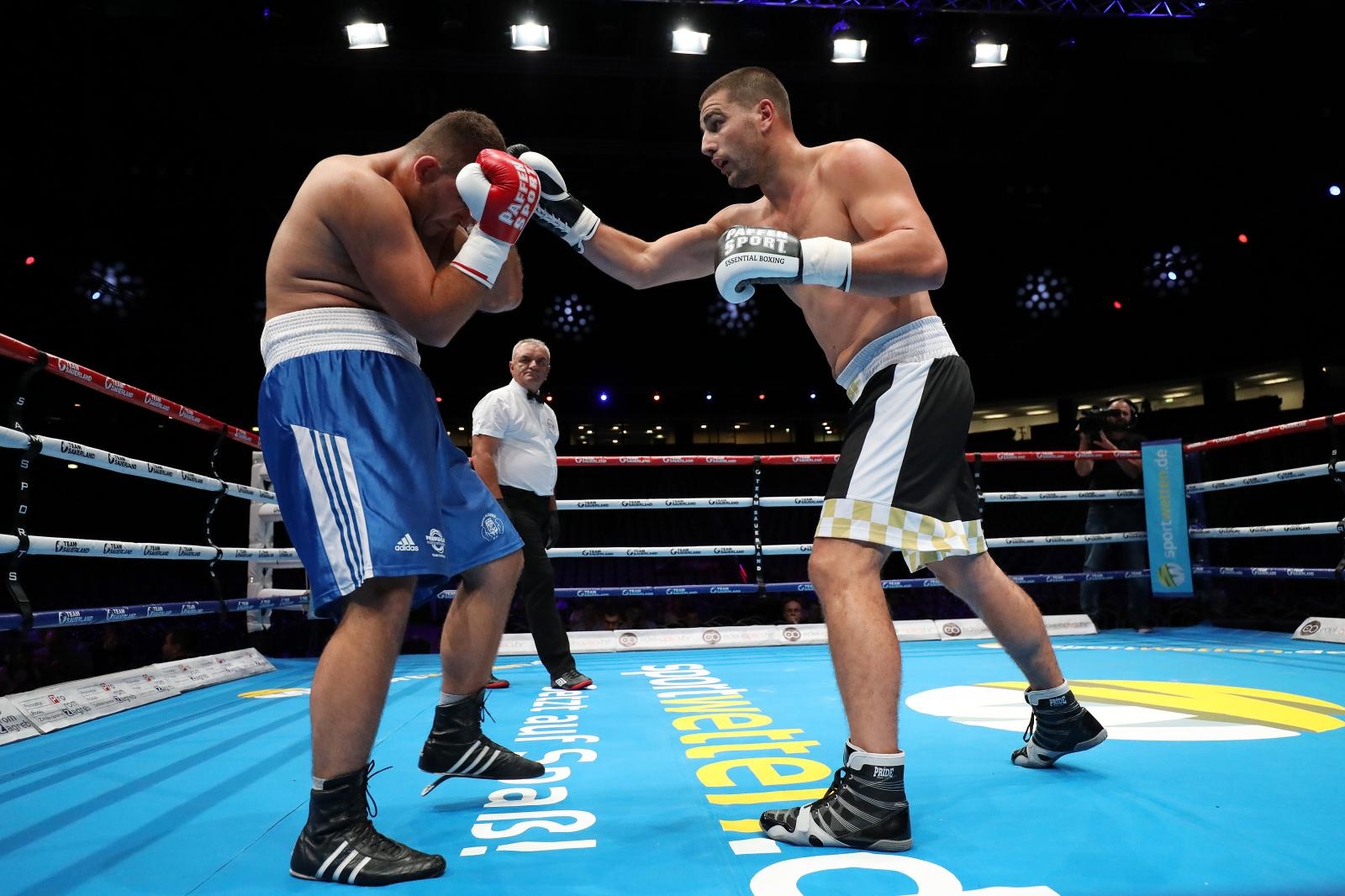 Josip Bepo Filipi pobjedio Srbina Predraga Jevtića u prvom profesionalnom meču