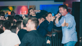 Zadarska večer s Ivicom Sikirićem Ićom u Hitch baru, 8.5.2015. (Foto: Ivan Toman) Zadarska večer s Ivicom Sikirićem Ićom u Hitch baru, 8.5.2015. (Foto: Ivan Toman)