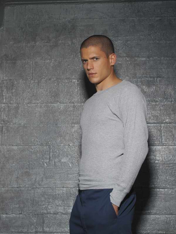 PRISON BREAK: Michael Scofield (Wentworth Miller) is a desperate man with a plan to save the life of his brother, who is on death row in PRISON BREAK, premiering with a special two-hour event Monday, Aug. 29  (8:00-10:00 PM ET/PT) and airing in its regula
