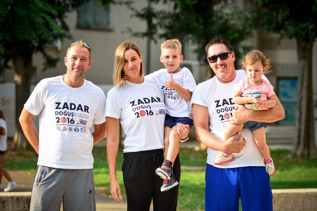 Projekt Koš za koš: Bili brig osvojio turnir i obnovu kvartovskog igrališta. Foto: Iva Perinčić Projekt Koš za koš: Bili brig osvojio turnir i obnovu kvartovskog igrališta. Foto: Iva Perinčić