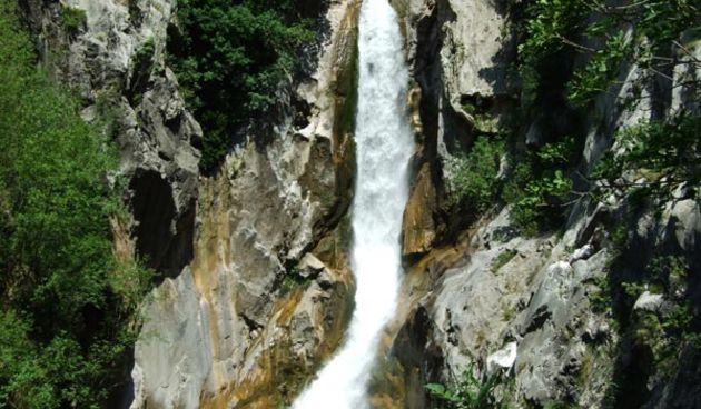 Rijeka Cetina (Foto: www.destinacije.com)