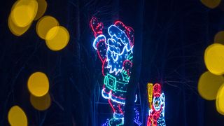 Još raskošnije izdanje: pogledajte kako izgleda Božićna priča obitelji Salaj gdje je ove godine zasjalo rekordnih 2.5 milijuna lampica