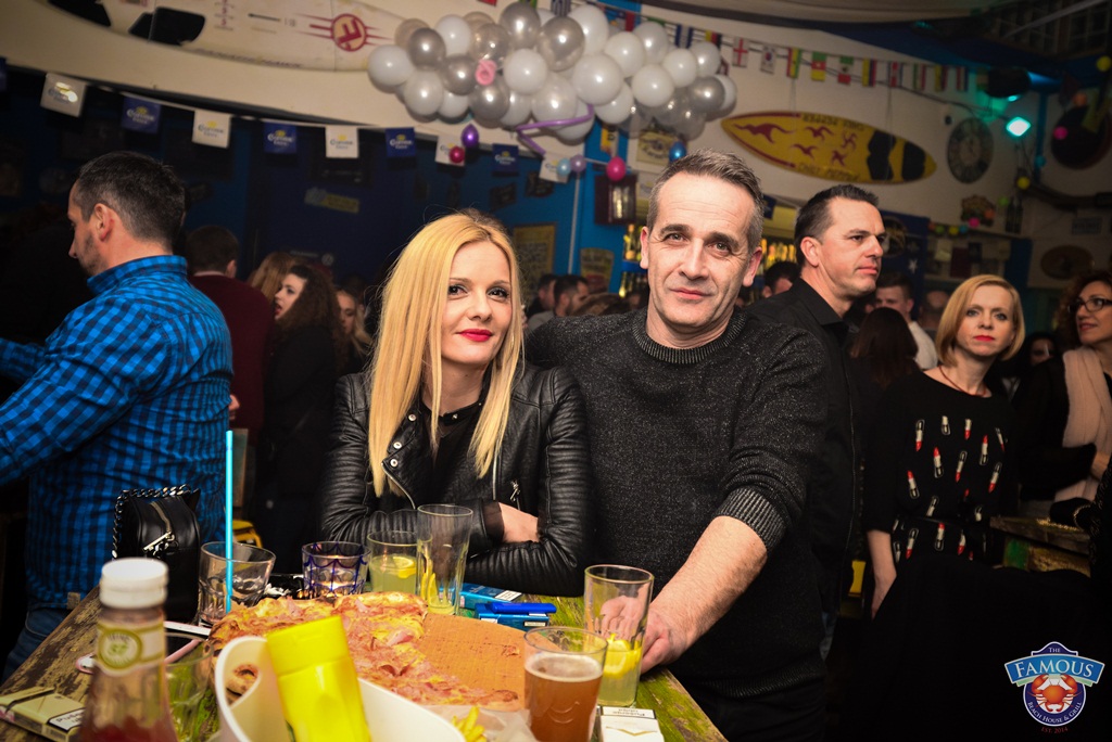 U Famous beach and grill baru Rockatansky bend proslavio je 20 godina djelovanja U Famous beach and grill baru Rockatansky bend proslavio je 20 godina djelovanja