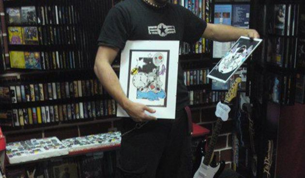 U sklopu Dana prodavaonica ploča, mladi zadarski umjetnik Marin Franić izlaže svoje ilustracije u Dallas music shopu na Kalelargi. Izložbu čine ilustracije objedinjene pod nazivom “Kreativni nered”