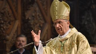 Svečana misa polnoćka u katedrali svete Stošije. Nadbiskup Želimir Puljić Svečana misa polnoćka u katedrali svete Stošije. Nadbiskup Želimir Puljić