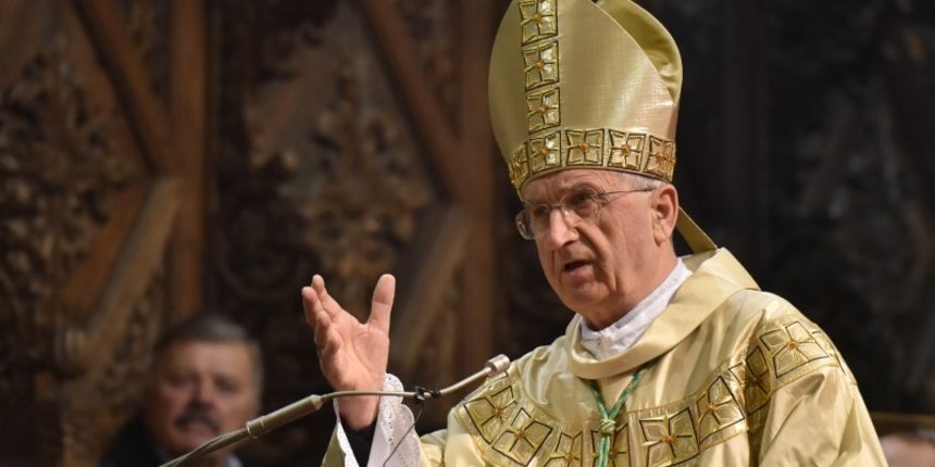 Svečana misa polnoćka u katedrali svete Stošije. Nadbiskup Želimir Puljić