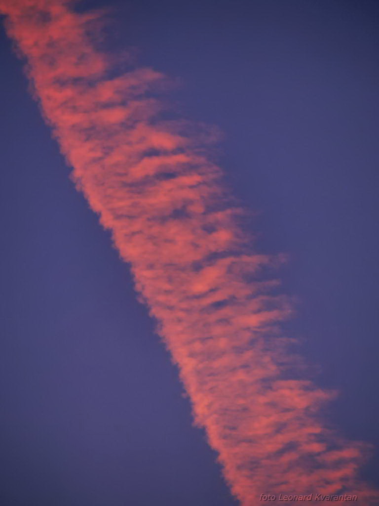 Oblaci nad Zadrom, Foto: Magla promijenila uobičajene prizore grada i okolice, Foto: Leonard Kvarantan Oblaci nad Zadrom, Foto: Magla promijenila uobičajene prizore grada i okolice, Foto: Leonard Kvarantan