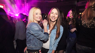 Karlovačko live 2012: Tony Cetinski na Višnjiku (foto:Saša Čuka) Karlovačko live 2012: Tony Cetinski na Višnjiku (foto:Saša Čuka)