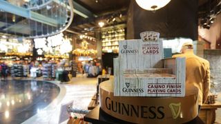 Dublin: Guinness Storehouse jedna je od najposjećenijih turističkih atrakcija Dublin: Guinness Storehouse jedna je od najposjećenijih turističkih atrakcija