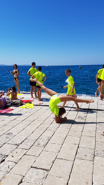 Sasvim osoban doživljaj – 10. dm Millennium Jump sa zadarske rive. Foto: Mladen Malik Barba Sasvim osoban doživljaj – 10. dm Millennium Jump sa zadarske rive. Foto: Mladen Malik Barba