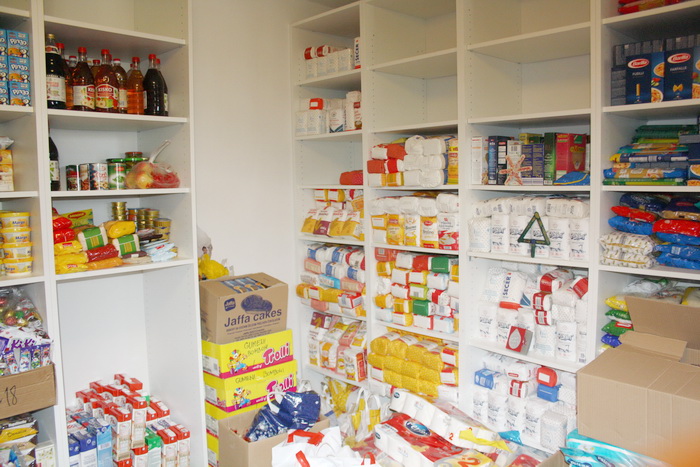 Zadarski sportaši i sportski novinari velikog srca napunili Socijalnu samoposlugu Zadarski sportaši i sportski novinari velikog srca napunili Socijalnu samoposlugu