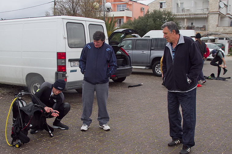 Ekološka akcija čišćenja podmorja u Bibinjama, foto: Leo Banić Ekološka akcija čišćenja podmorja u Bibinjama, foto: Leo Banić