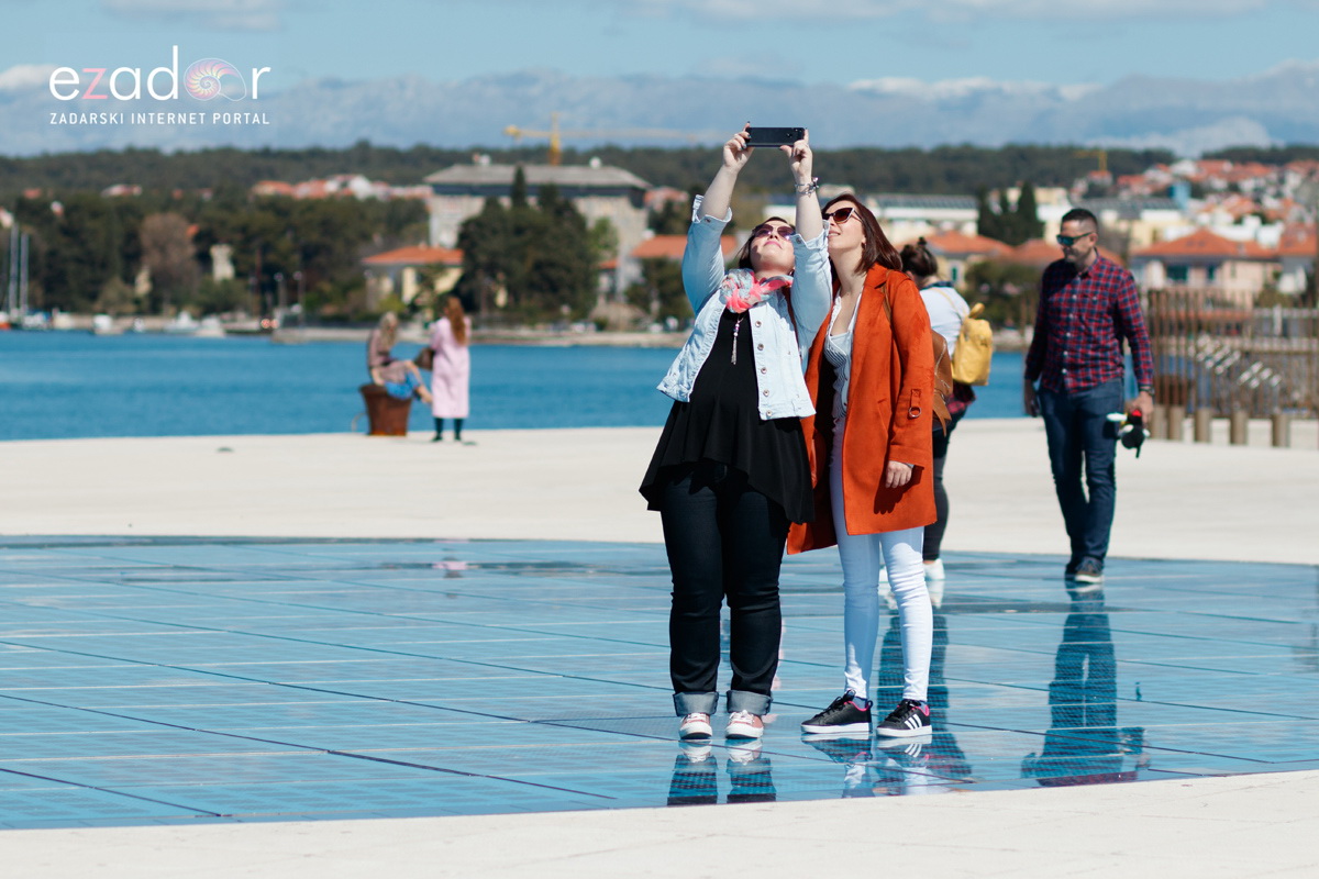 Đir po gradu, subotnja špica 6. travnja 2019. Đir po gradu, subotnja špica 6. travnja 2019.