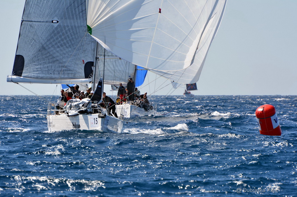 U hvarskom akvatoriju održana XXI. Uskršnja regata U hvarskom akvatoriju održana XXI. Uskršnja regata