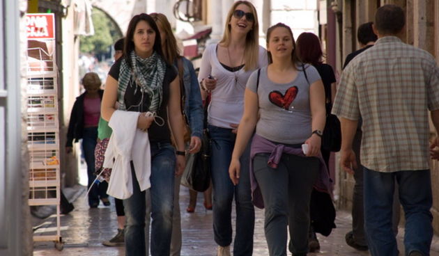 Djir po gradu, 7. svibnja 2009., mladi, djevojke