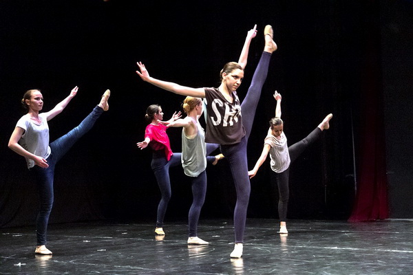Baletna udruga Pirueta: Broadway, Foto: Mladen Radolović Mrlja Baletna udruga Pirueta: Broadway, Foto: Mladen Radolović Mrlja