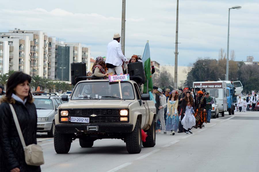 Stanarske maškare u karnevalskoj povorci, foto Iva Perinčić