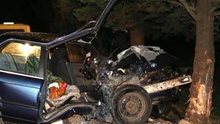 U mjestu Jankolovica dogodila se teska prometna nesreca u kojoj su dvije osobe smrtno stradale. Ocevid je u tijeku a cesta je zatvorena za promet. Photo: Dusko Jaramaz/PIXSELL U mjestu Jankolovica dogodila se teska prometna nesreca u kojoj su dvije osobe smrtno stradale. Ocevid je u tijeku a cesta je zatvorena za promet. Photo: Dusko Jaramaz/PIXSELL